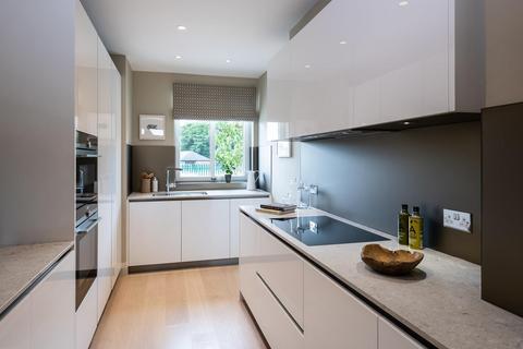 undefined, Broom Road, Teddington, TW11