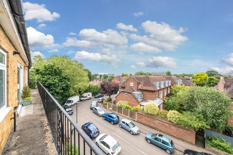 undefined, Twickenham Road, Teddington, TW11