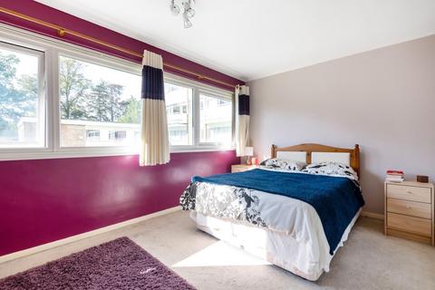 2 bedroom apartment for sale - South View Court, Woking, GU22
