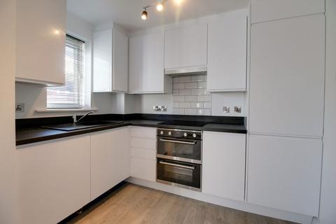 2 bedroom flat to rent - Constable Court, Millfield Avenue, York YO10 3XA