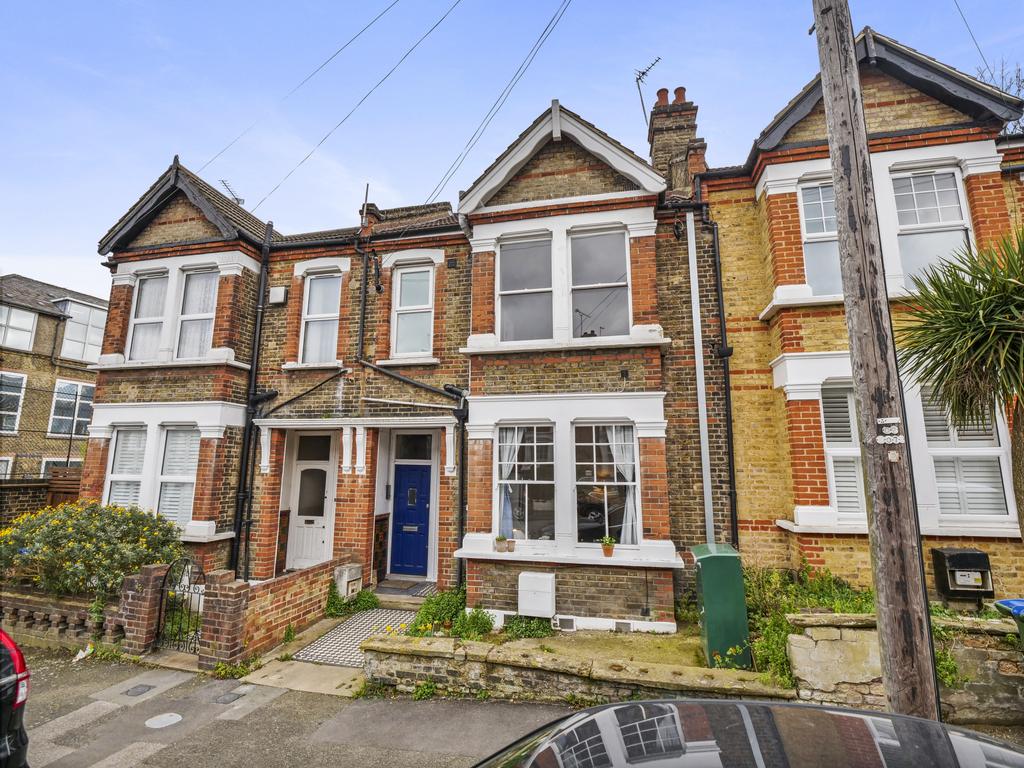 Sherington Rd Sherington Road, Charlton, London 2 bed flat - £450,000