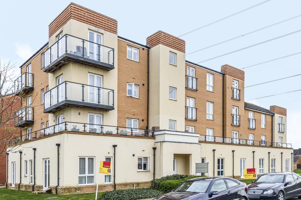 Nicholas Charles Crescent, 2 bed flat £225,000