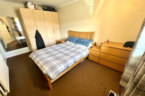 1 bedroom apartment to rent - Claudeen Court, Simon Way, Southampton, Hampshire, SO18