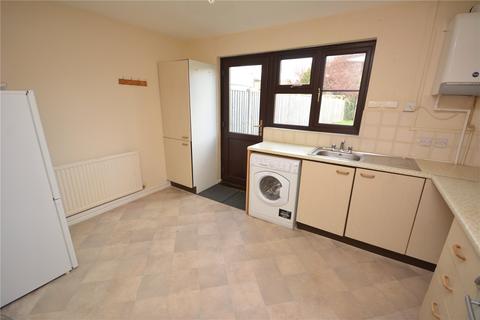 2 bedroom end of terrace house to rent - Bounderby Grove, CM1