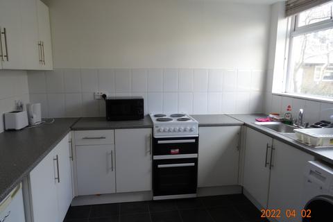 36 Penrhyn Gardens, Kingston Upon Thames, KT1 2EG