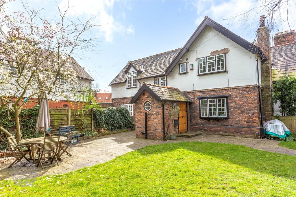 Farm Lane, Worsley, Manchester... 3 bed end of terrace house £525,000
