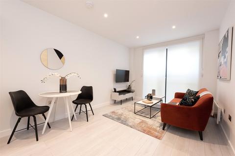1 bedroom flat for sale - 207-215 London Road, Camberley, Surrey, GU15