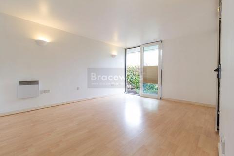 1 bedroom apartment to rent - New River Avenue, London N8
