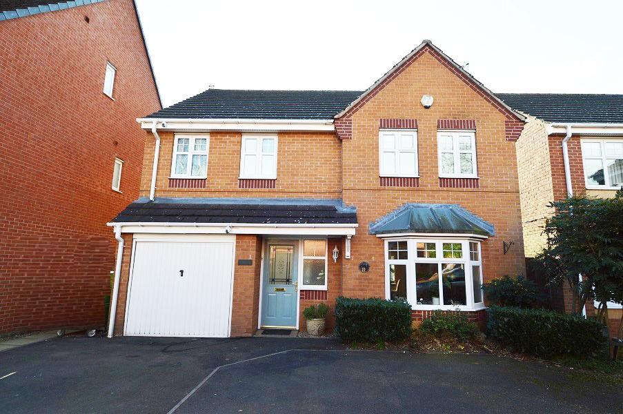 Richardson Way, Rugeley 4 bed detached house £340,000