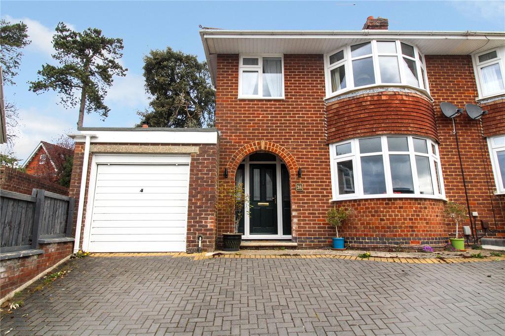 Hesketh Crescent, Old Town, Swindon... 4 bed semidetached house £435,000