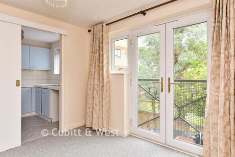 1 bedroom ground floor flat for sale, Tongdean Lane, Withdean, Brighton, East Sussex