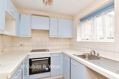 1 bedroom ground floor flat for sale, Tongdean Lane, Withdean, Brighton, East Sussex
