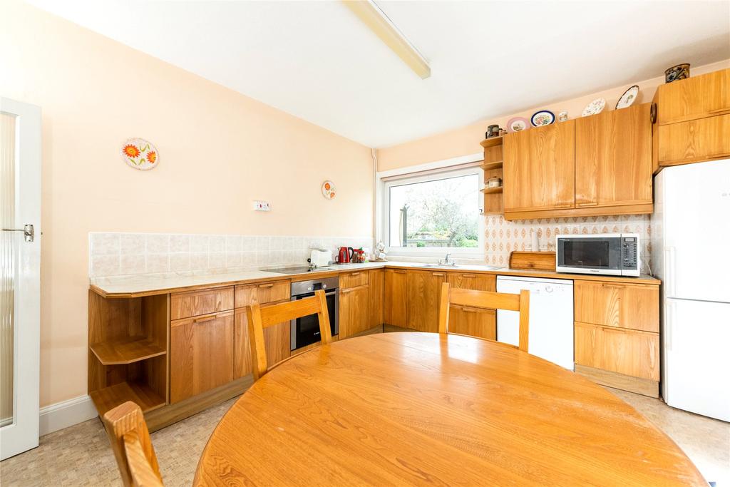 Kitchen/Breakfast Rm
