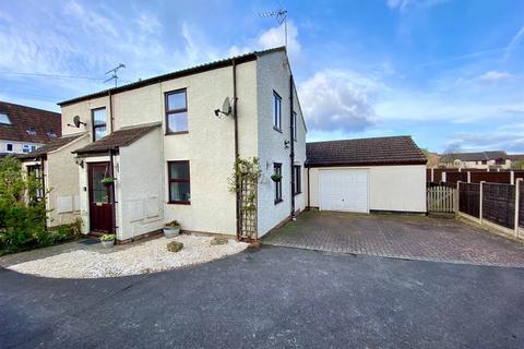 7 Lower Berrycroft, Berkeley, GL13 9AE