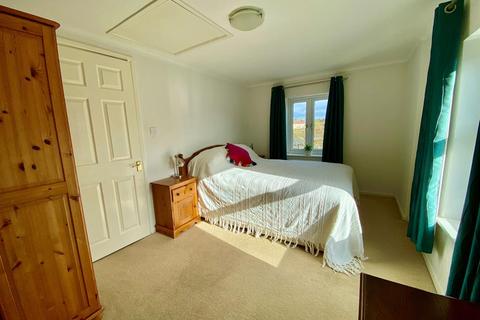 7 Lower Berrycroft, Berkeley, GL13 9AE
