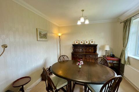 32 Captain Lees Gardens, Westhoughton, Bolton, BL5 3YF