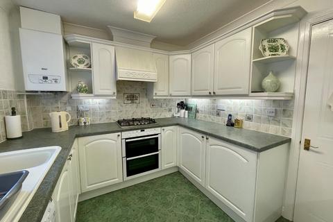 32 Captain Lees Gardens, Westhoughton, Bolton, BL5 3YF