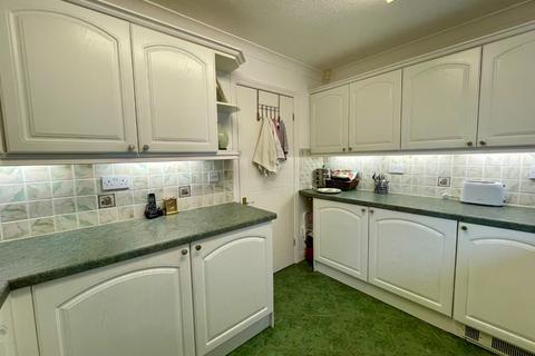32 Captain Lees Gardens, Westhoughton, Bolton, BL5 3YF