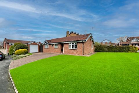32 Captain Lees Gardens, Westhoughton, Bolton, BL5 3YF