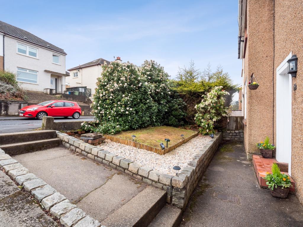 Whitton Drive, Giffnock, Glasgow, G46... 3 bed semidetached house £