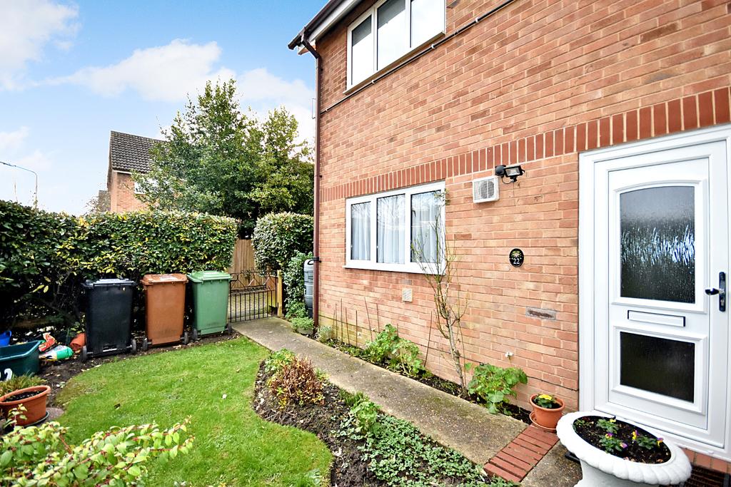 Parsonage Road,Rusthall,Tunbridge Wells,Kent,TN4 8TA 1 bed flat £200,000