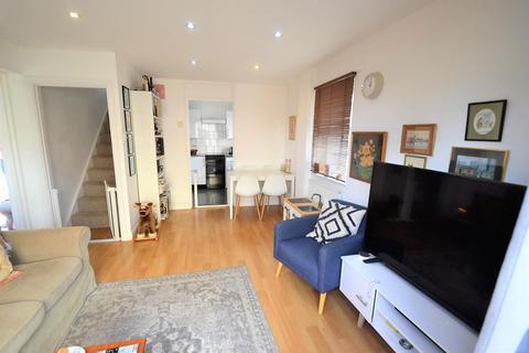 37 Bowden Close, Feltham, TW14 8SE