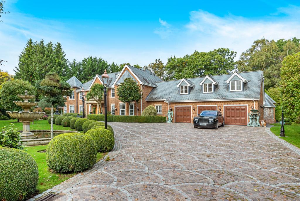 Christchurch Road, Virginia Water 6 bed detached house for sale £