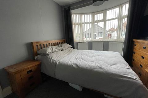 2 bedroom bungalow for sale - Frederick Avenue, Alvaston, Derby, DE24