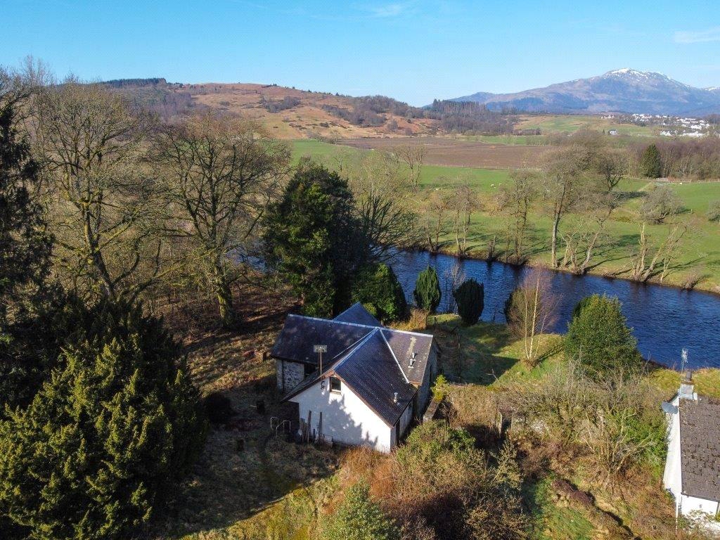Riverbank Cottage