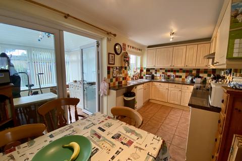 4 Cabot Close, Eastbourne, BN23 6RT
