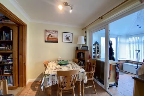 4 Cabot Close, Eastbourne, BN23 6RT