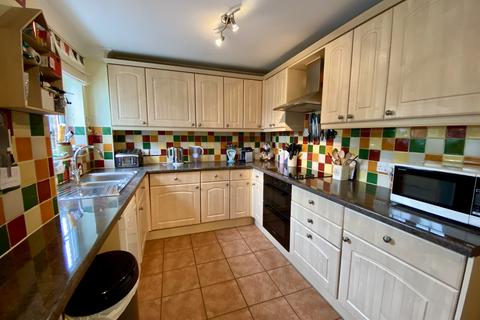 4 Cabot Close, Eastbourne, BN23 6RT