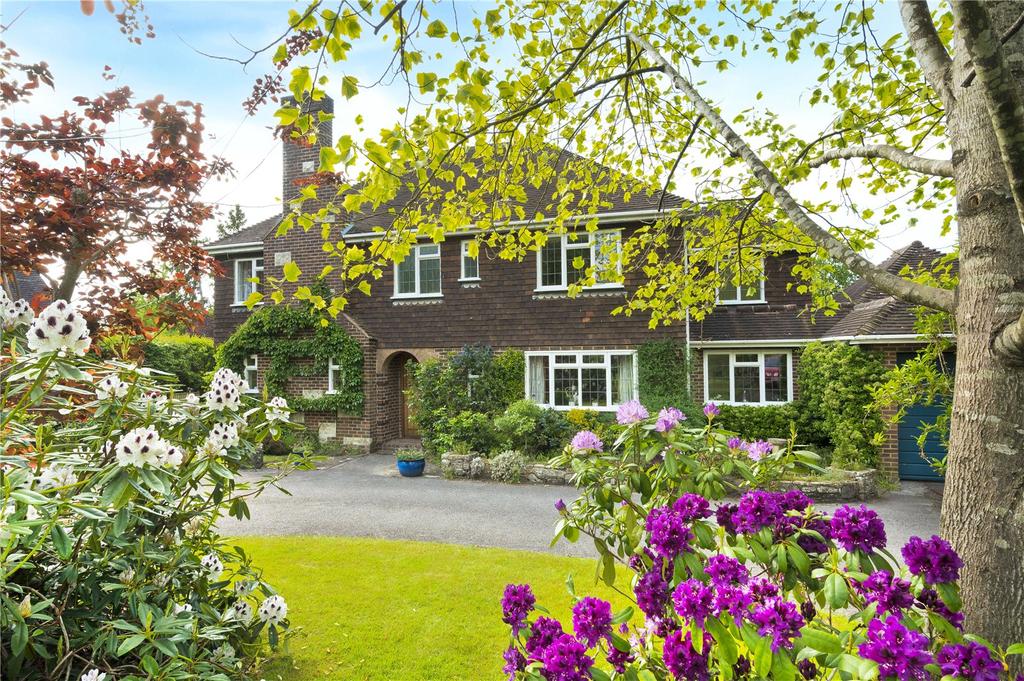 Great Austins, Farnham, Surrey, GU9 4 bed detached house £1,750,000