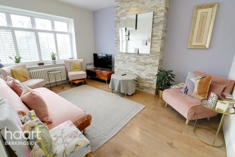 3 bedroom maisonette for sale - Hedgeley, Woodford Avenue, Redbridge