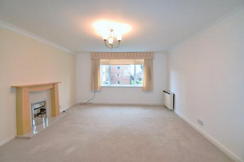 2 bedroom flat to rent, Moor Royal Court, South Street, Cottingham, HU16