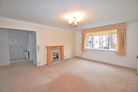 2 bedroom flat to rent, Moor Royal Court, South Street, Cottingham, HU16