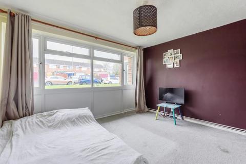 72 Borodin Close, Brighton Hill, Basingstoke, RG22 4EW