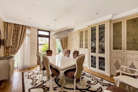 4 bedroom detached house for sale, Highfields Grove, London, N6