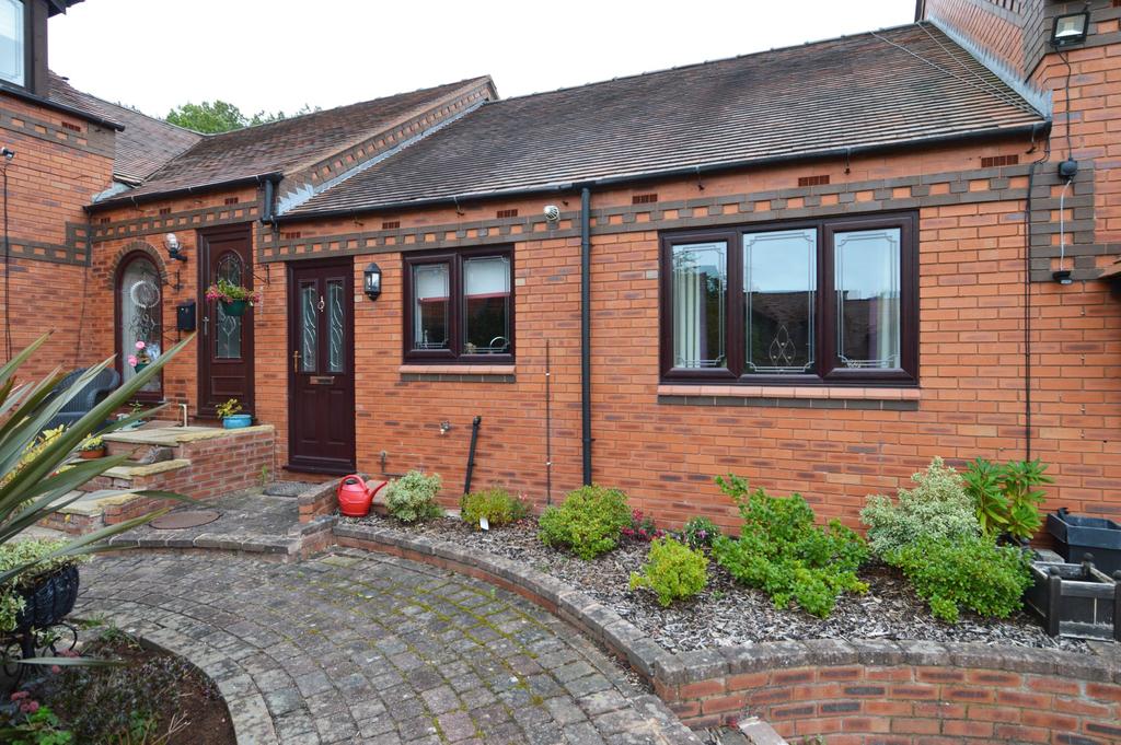 Hazelslade House Mews, Hazelslade 1 bed terraced bungalow £150,000