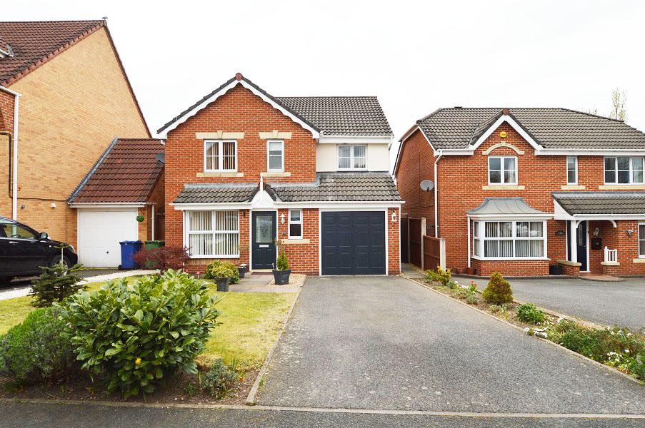 Burnthill Lane, Rugeley 4 bed detached house £290,000