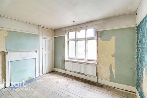 11 Alexandra Road, London, E18 1PZ