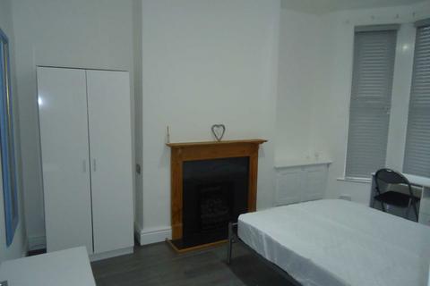 3 bedroom terraced house to rent, Ingrow Road, Liverpool