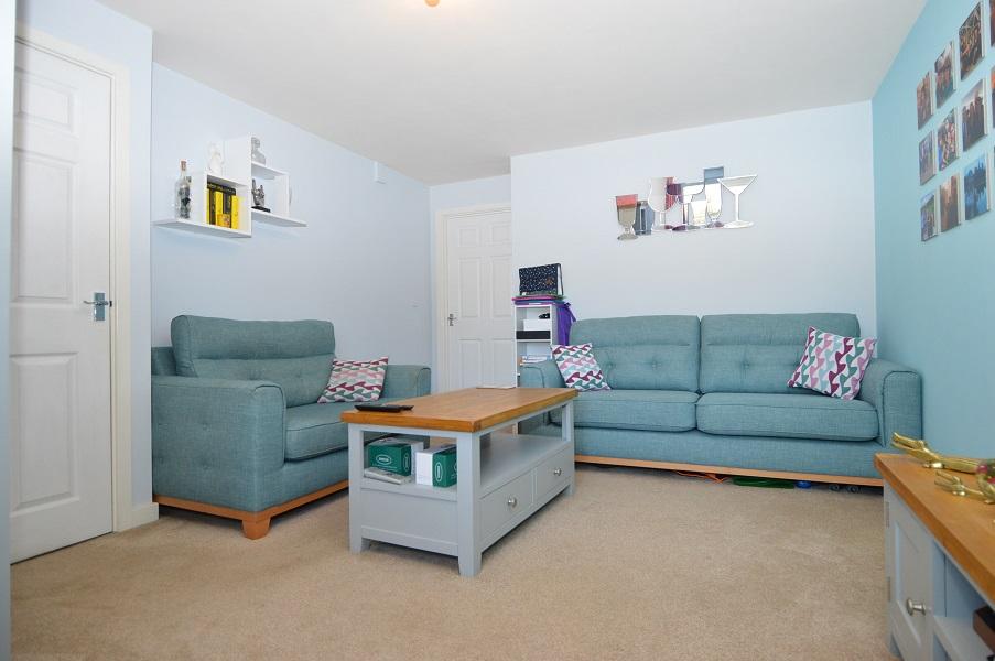 Priory Avenue, Hawksyard, Rugeley 3 bed semidetached house £200,000