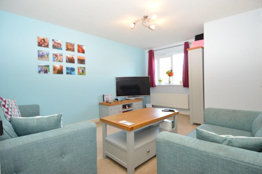 Priory Avenue, Hawksyard, Rugeley 3 bed semidetached house £200,000