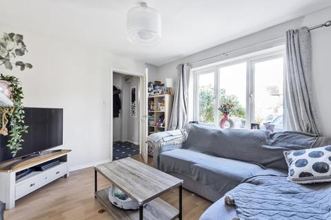 11 Chapel Close, Leafield, Witney, OX29 9NS