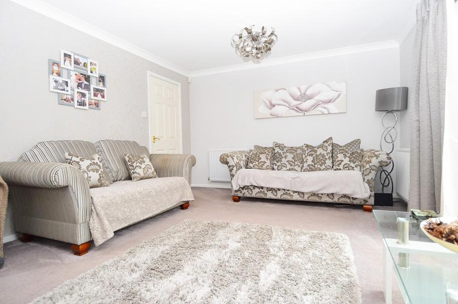Thorn Close, Rugeley 4 bed detached house £370,000