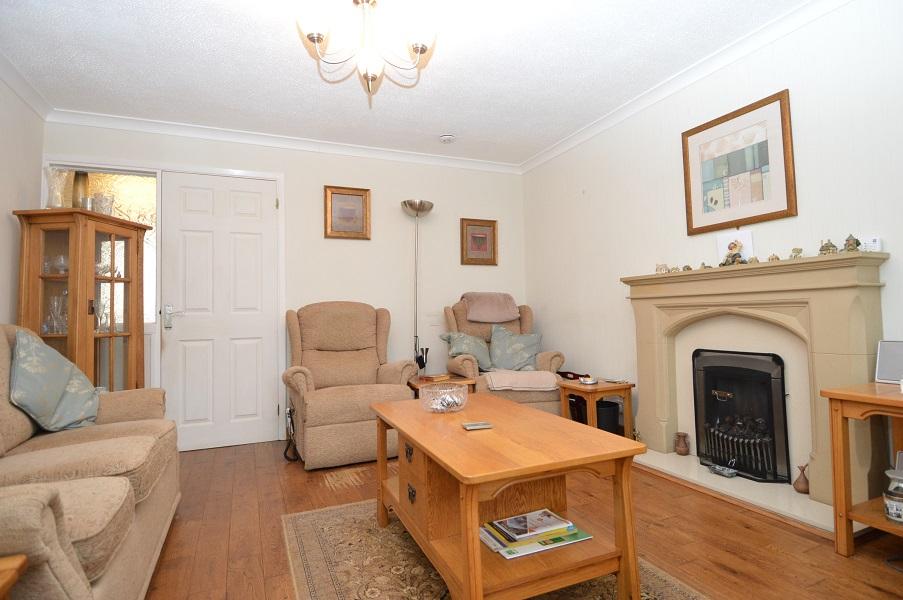 Sheringham Drive, Rugeley 3 bed detached house £260,000