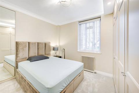 15 Watchfield Court, London, W4 4NB