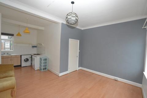 1 bedroom flat to rent - Chequers Road, M21