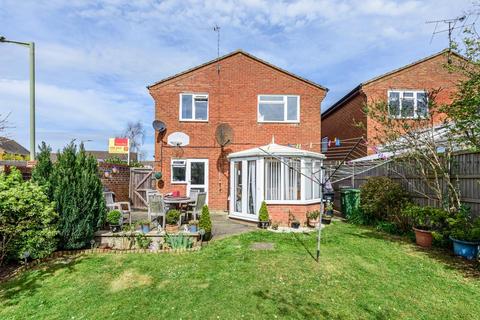 2 Grenville Way, Thame, OX9 3YP